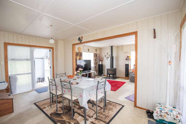 152 Ferry Road Kerepehi_4