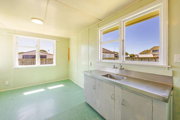 25 Dockery Avenue Onekawa_11