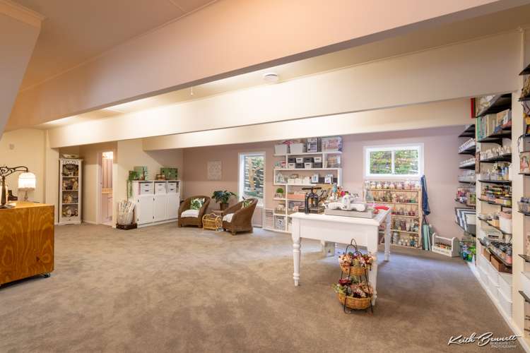13 Chichester Drive Pinehaven_21