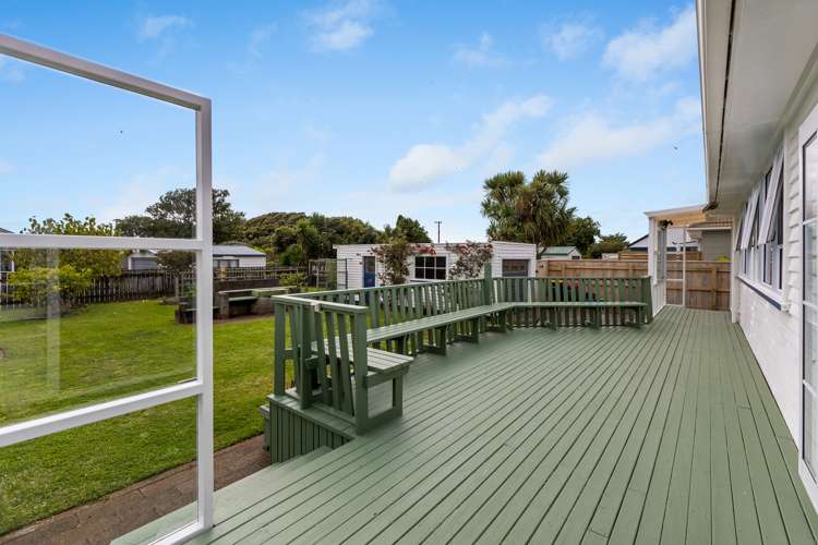 11 Karaka Street Merrilands_24