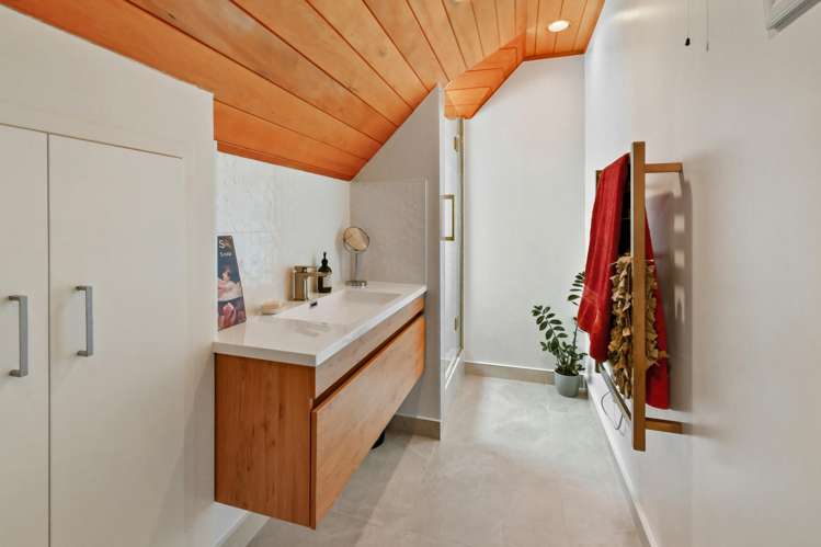 47 Cherrington Road Clevedon_24