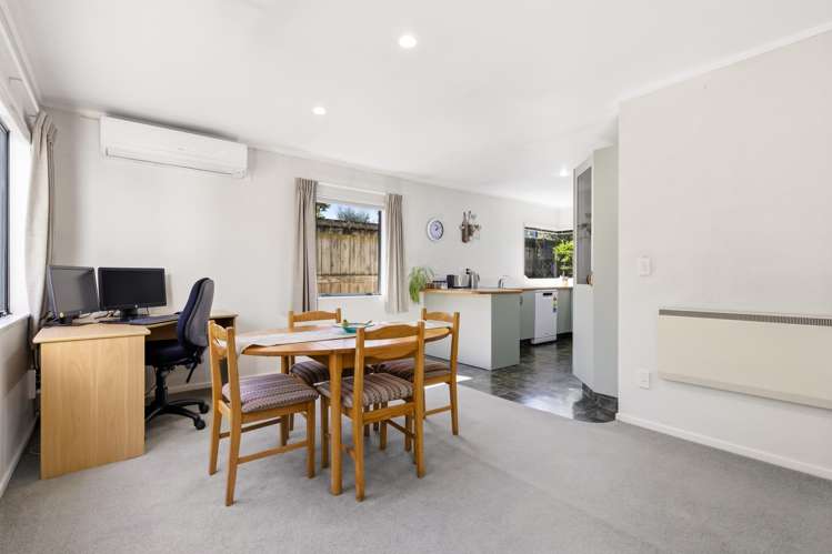 2/12 Heathcote Street Central_5