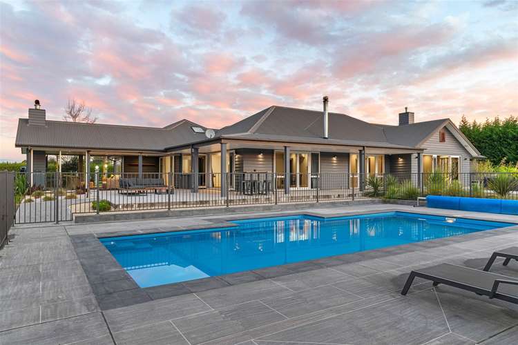 13 Bramleys Road Flaxton_1