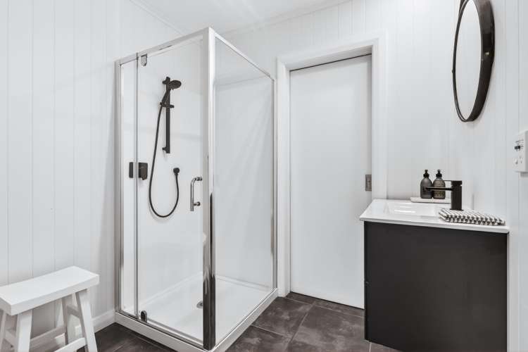 1 Winston Street Acacia Bay_18