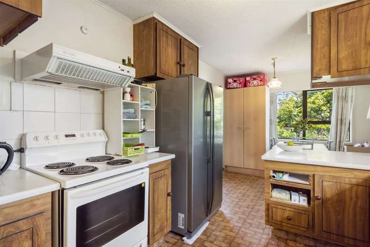 115 Sunset Road Totara Vale_27