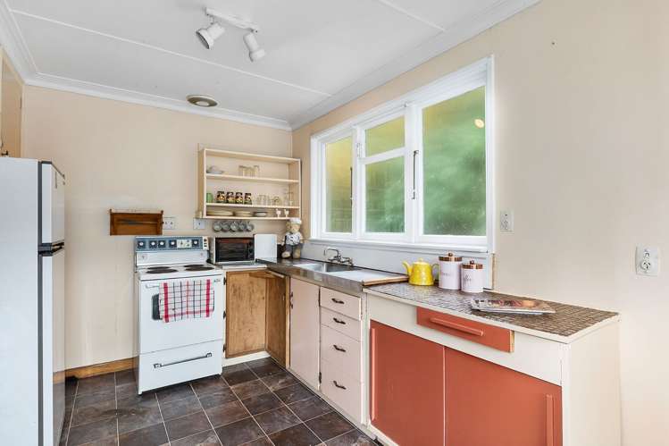 44 Village Loop Road Waipori Falls_7