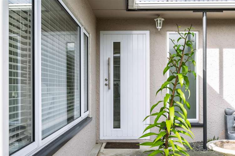 17 Maitland Avenue Stoke_4