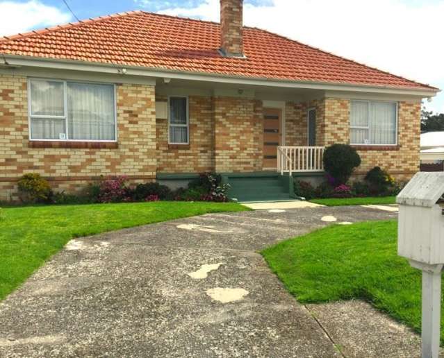 1/47 Churchill Avenue Manurewa_1