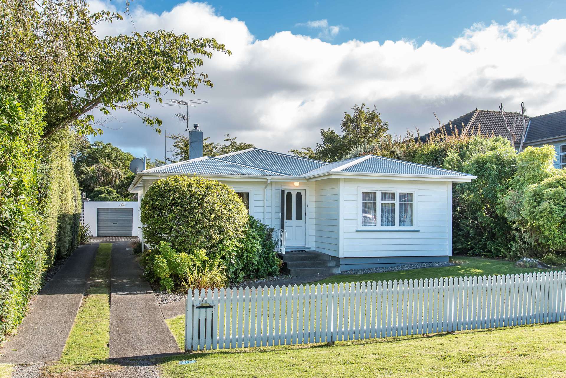 7 Weka Road Raumati Beach_0