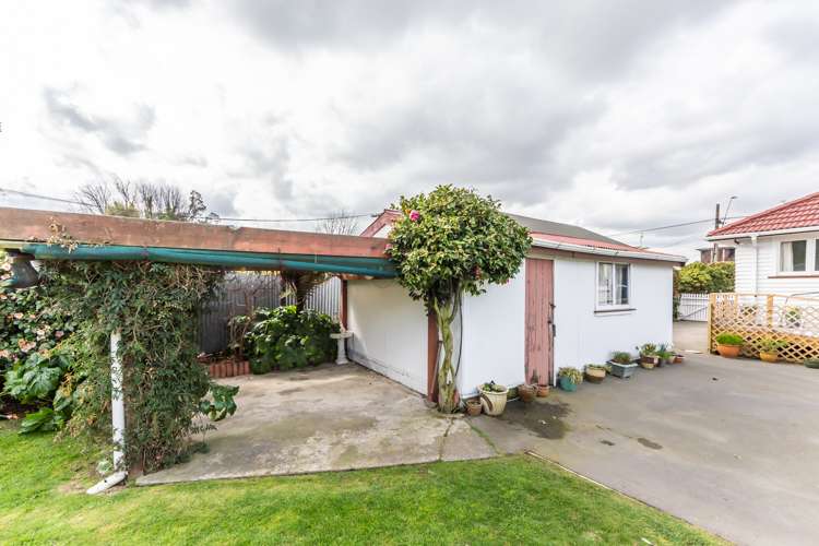 54 Shands Road Hornby_13