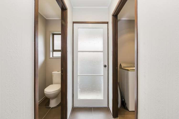 2/7 Stafson Lane Te Atatu Peninsula_17