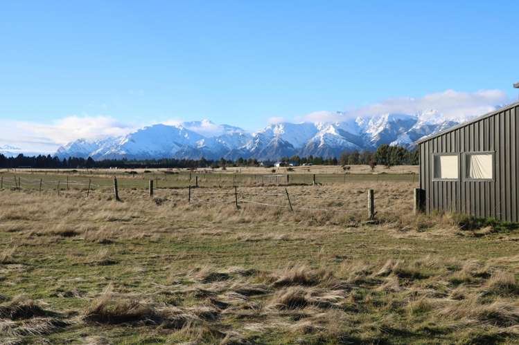Lake Hawea Albert Town Road Lake Hawea_1