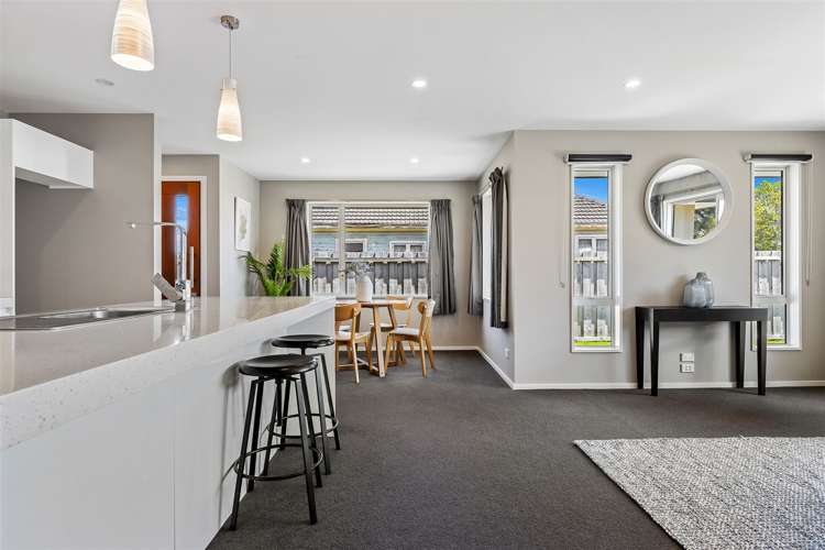 5a Cossar Street Burwood_5