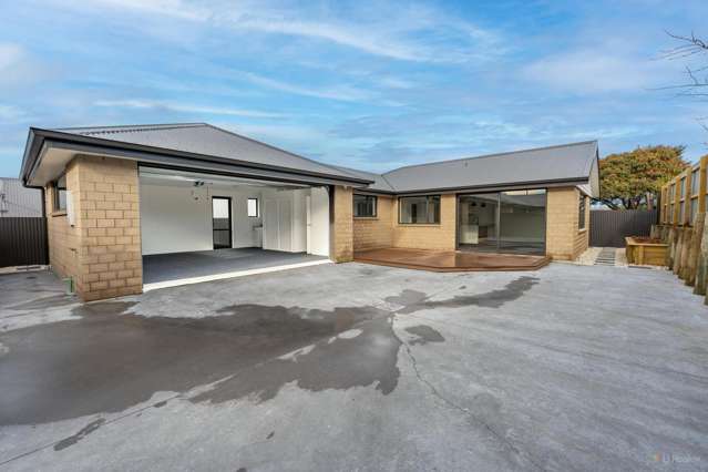 86 & 86A Church Street Seaview_2