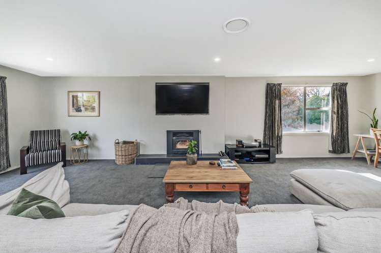 24 North Terrace Darfield_10