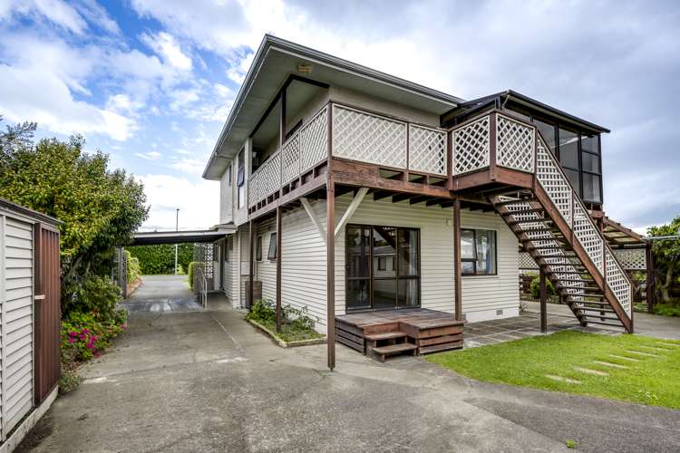 608 Murdoch Road East Akina_10