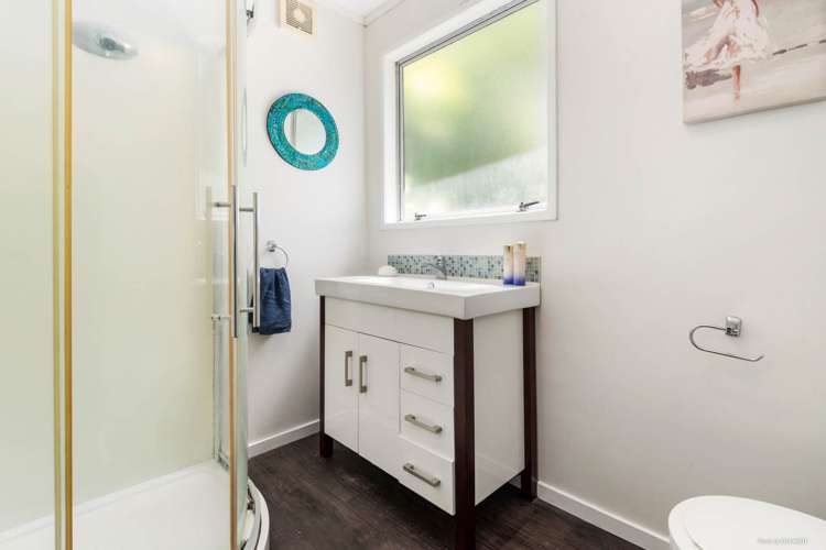 17 Allington Road Massey_12