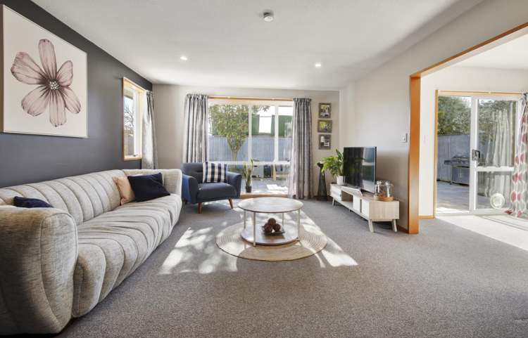 2/20 Downing Street Hoon Hay_7