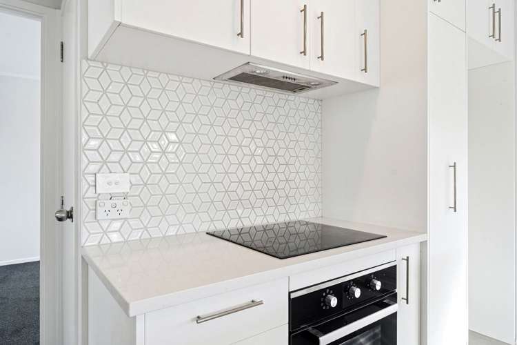 2/222 Birkdale Road Birkdale_5