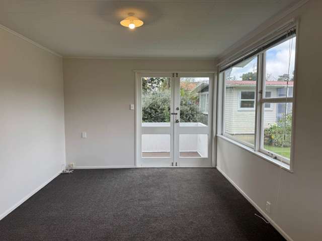 13/24 Bardia Street Belmont_4