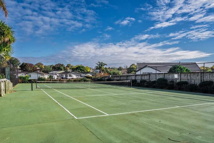 41 Gillett Place Botany Downs_22