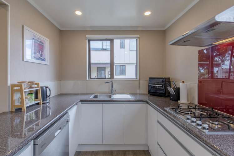 1 Rea Grove Turangi_9