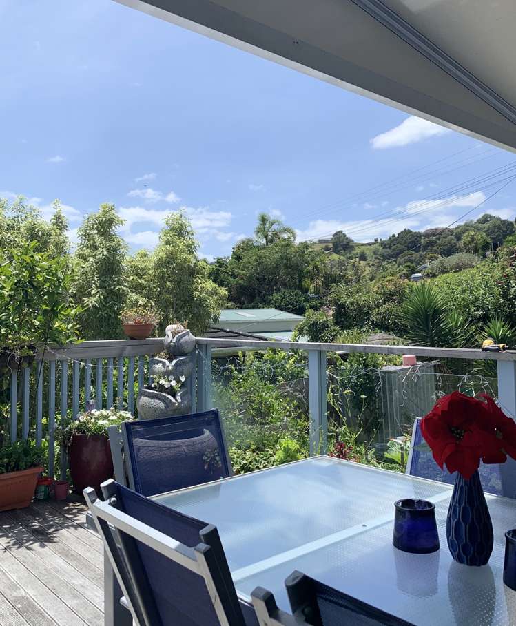 2 Waikaraka Beach Road Tamaterau_12