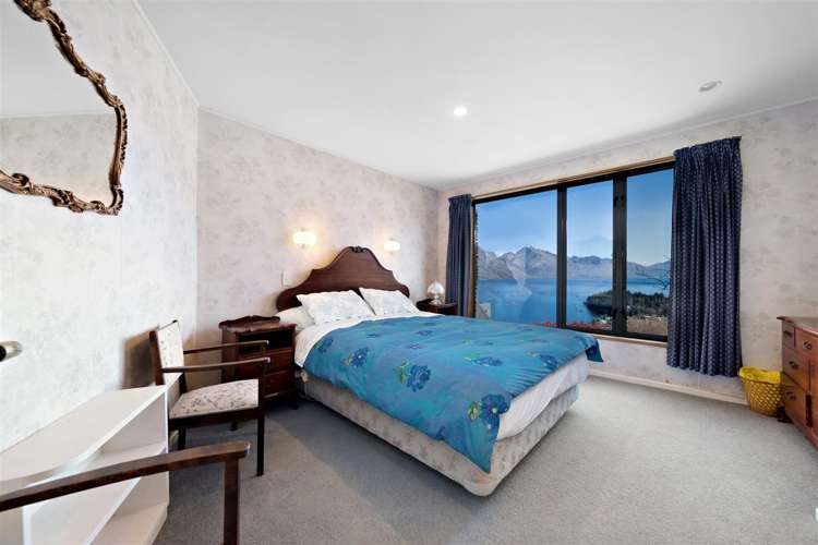 33 Edinburgh Drive Queenstown_36