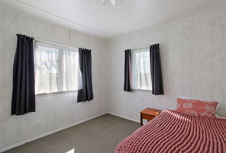 11 Linklater Avenue Foxton Beach_10