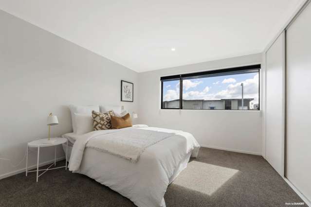8 Walter Merton Road Hobsonville_4