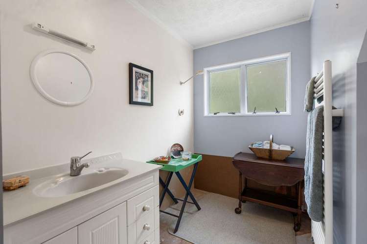 1849 Manawahe Road Manawahe_20