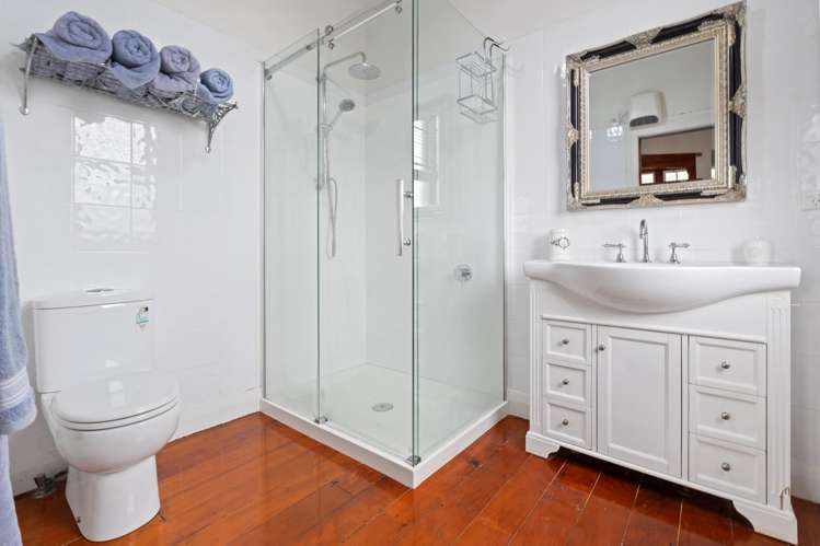 23a Shakespear Road Army Bay_11