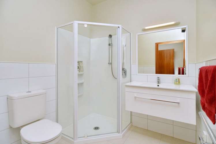 34 Oregon Place Burwood_19