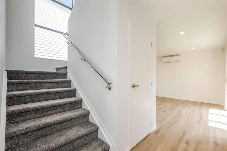 14 Matukutureia Lane Manurewa_6