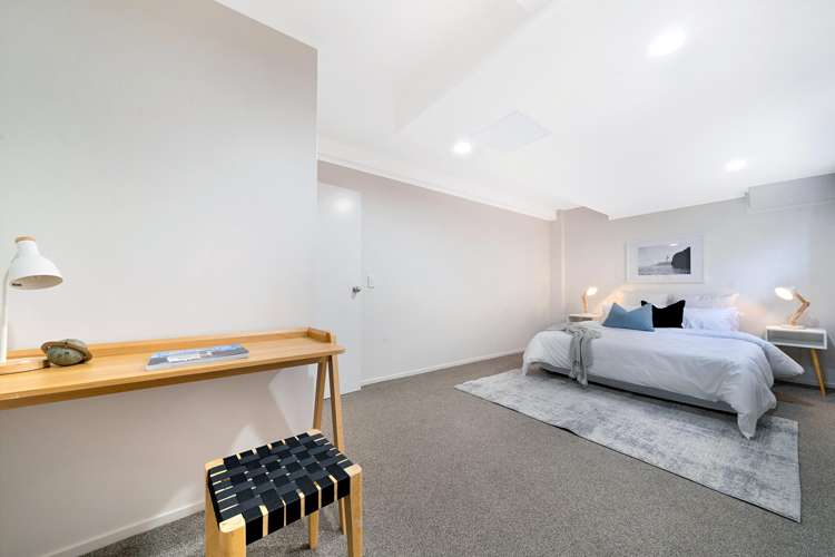 2/12 Grimshaw Place Henderson_19