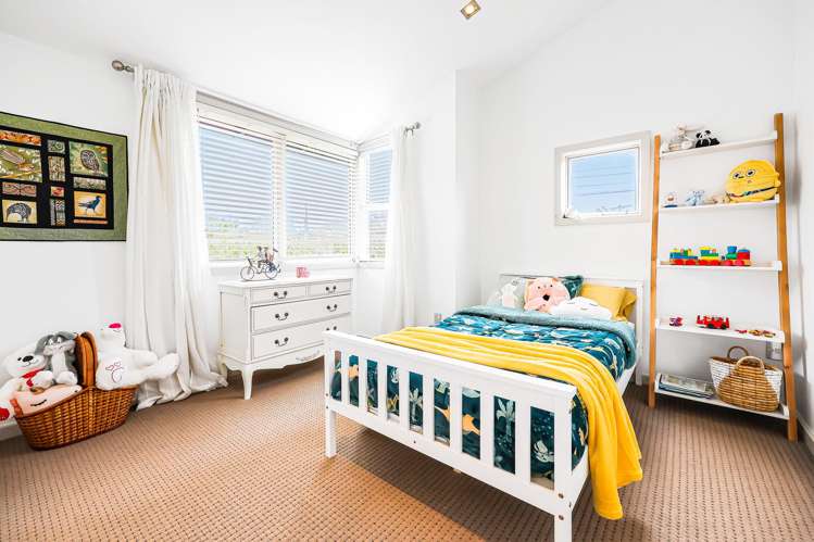 2 Clifton Road Hauraki_32