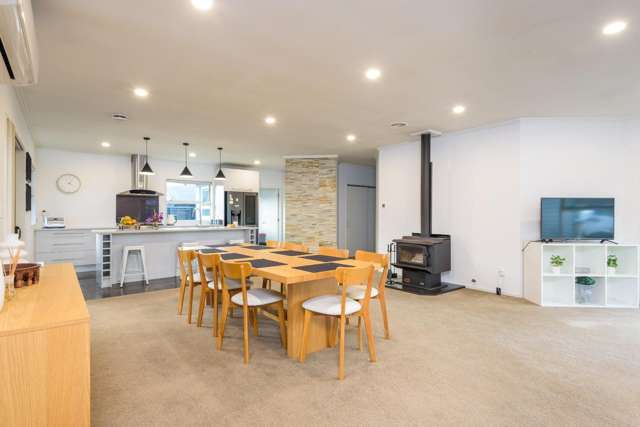 54 Darjon Drive 2750_1