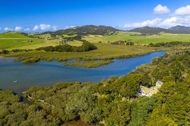 Heritage-inspired Waterfront Estate