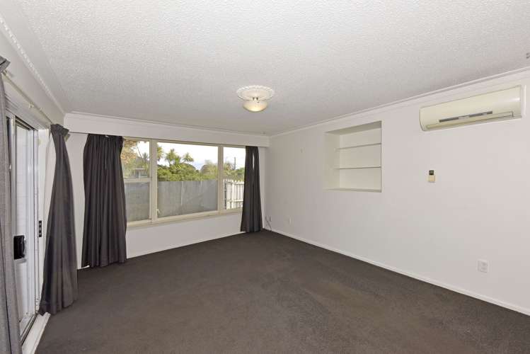 178 Shortland Street Aranui_11