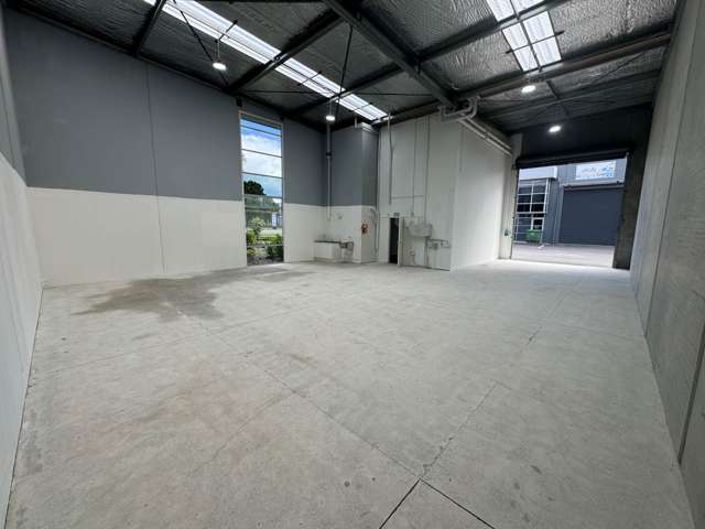 Unit A/71 Montgomerie Road Mangere_4