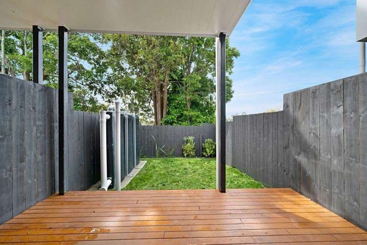 2/32 Brandon Road Glen Eden_8