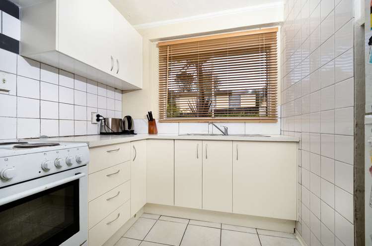 3/42 Sheridan Drive New Lynn_6