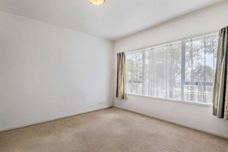 25 Coromandel Crescent Mairangi Bay_22