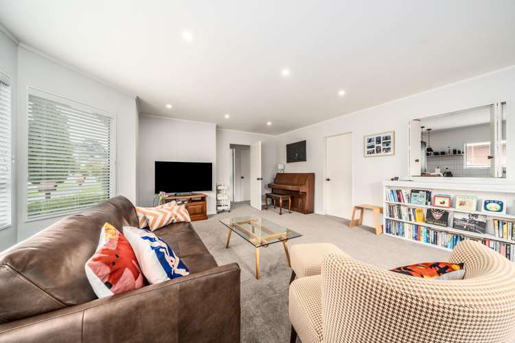 8 Furlong Crescent Churton Park_8