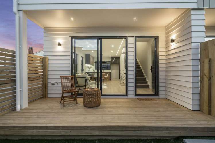 7/16 Binsted Road New Lynn_12