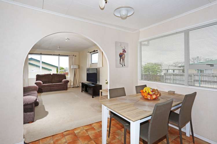 11 Henry Curd Terrace Pukekohe_14