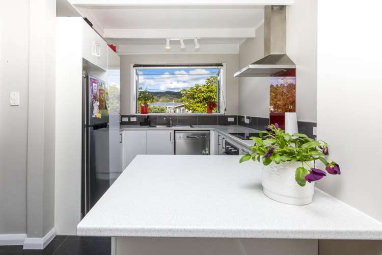 2 Oxford Crescent Ebdentown_3