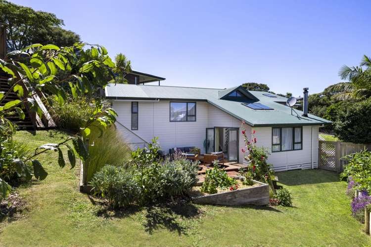 13 Tutchen Avenue Raglan_27