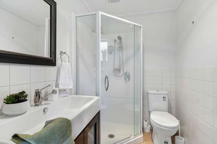 49a Advene Road Cockle Bay_15