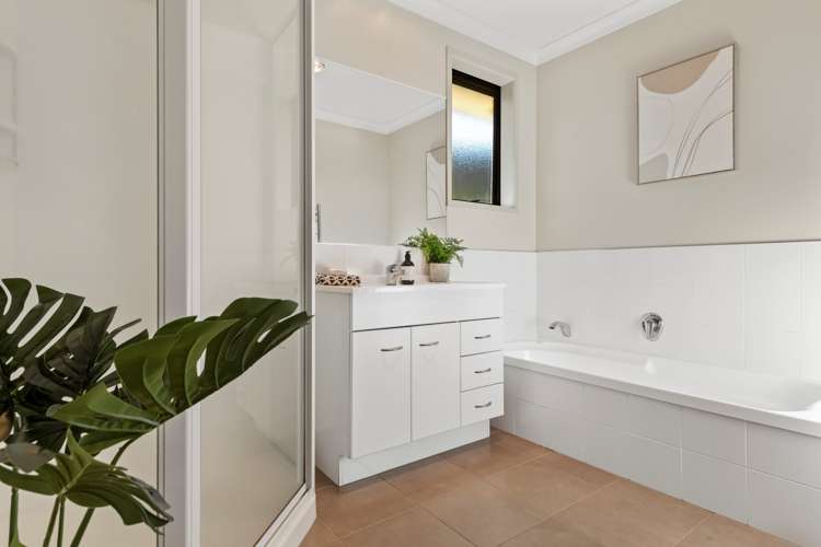 56 Twin Oak Avenue Papamoa_13